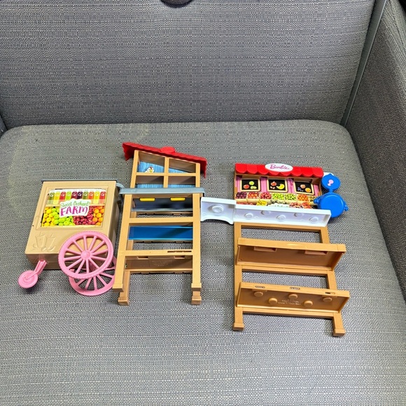 Colorful Farm Barbie Doll Playset And Accessories for Kids Lot - Picture 1 of 3